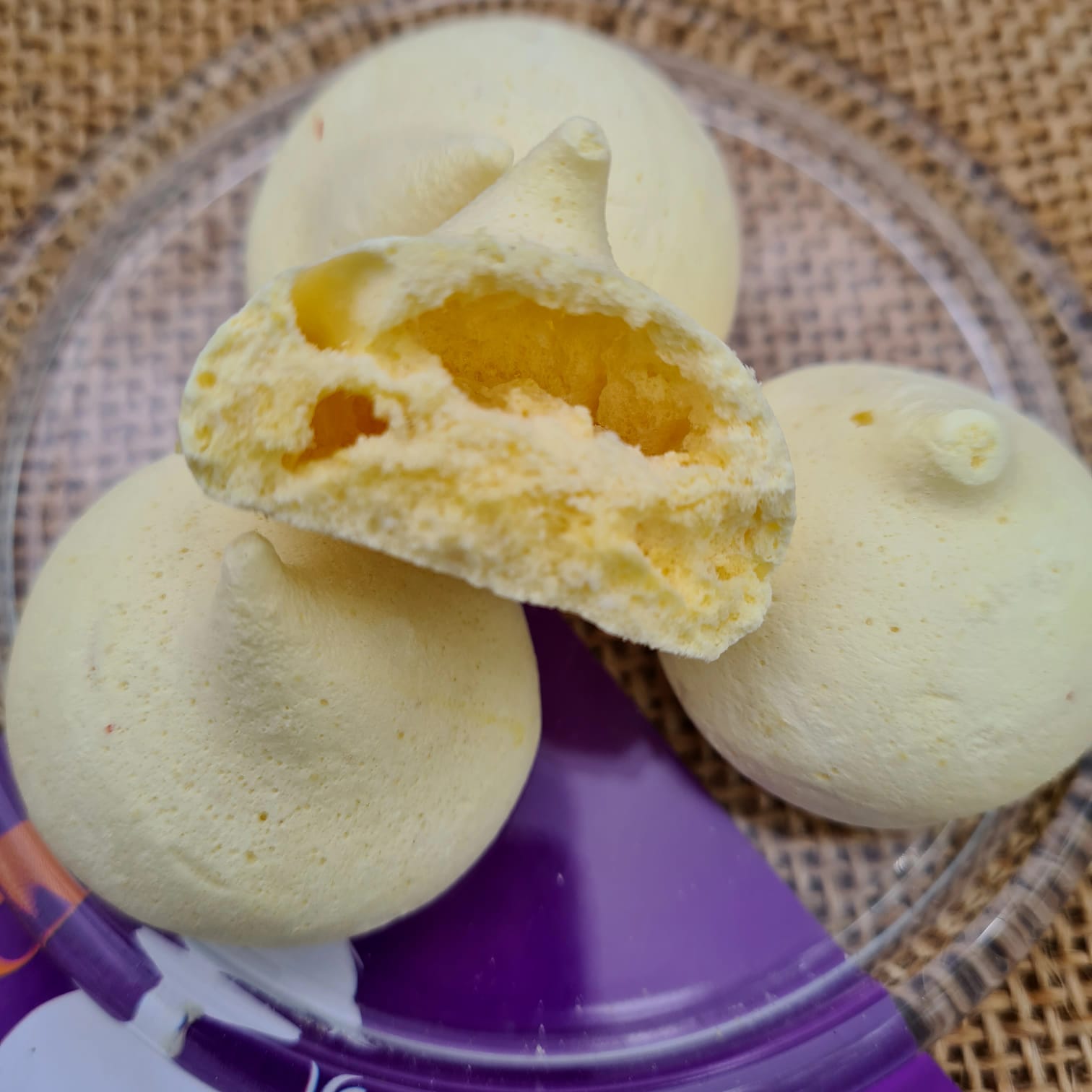 Meringa col cuore di zafferano